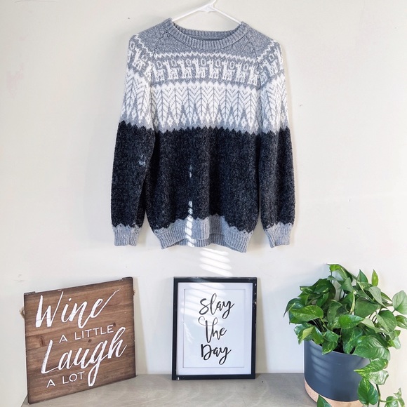 Hand Knit Alpaca Pullover Crewneck - Picture 12 of 12